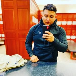 Meet your Posher, Leo